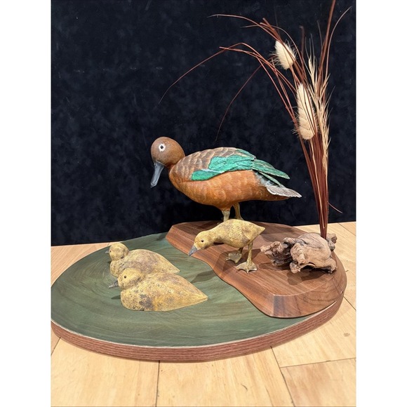 Vintage Hand-Carved Wood Duck Family Sculpture Folk Art – Handcrafted